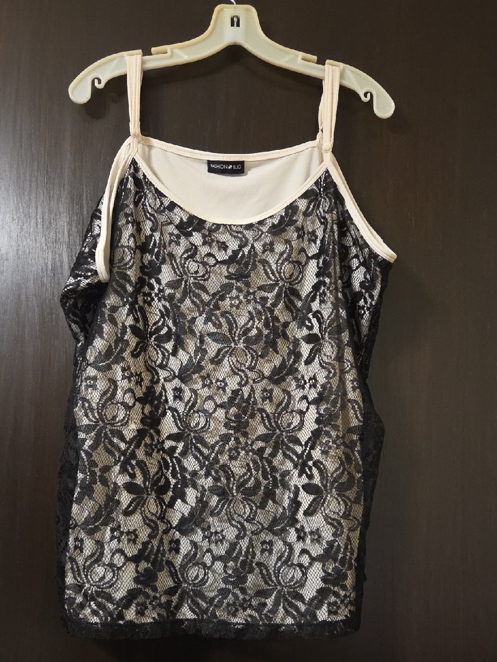 Fashion Bug cream colored camisole with black lace overlay 3X